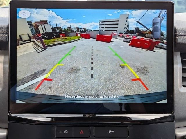 Used 2024 Ford Expedition XLT RWD image 21