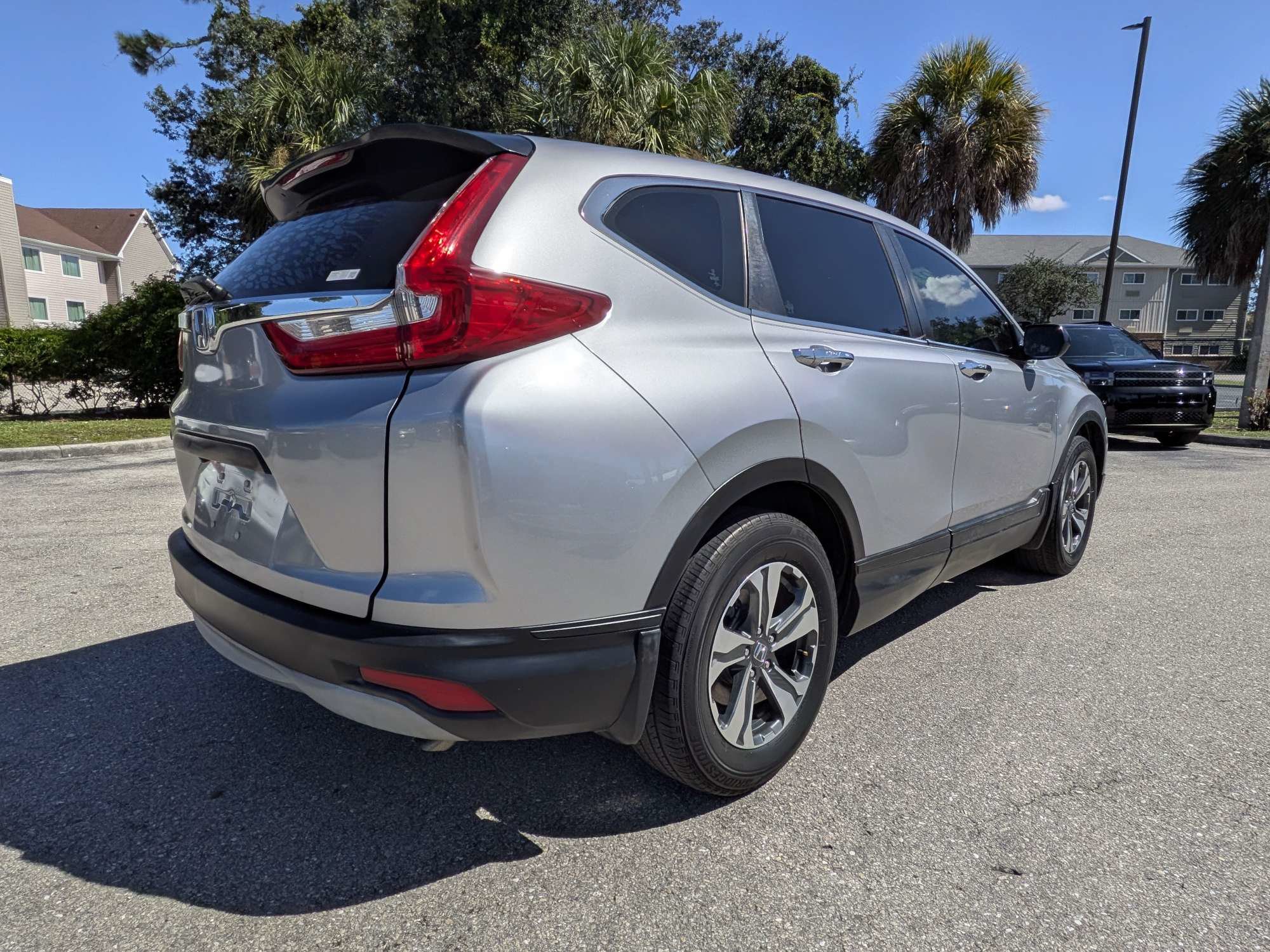 Used 2018 Honda CR-V LX image 3