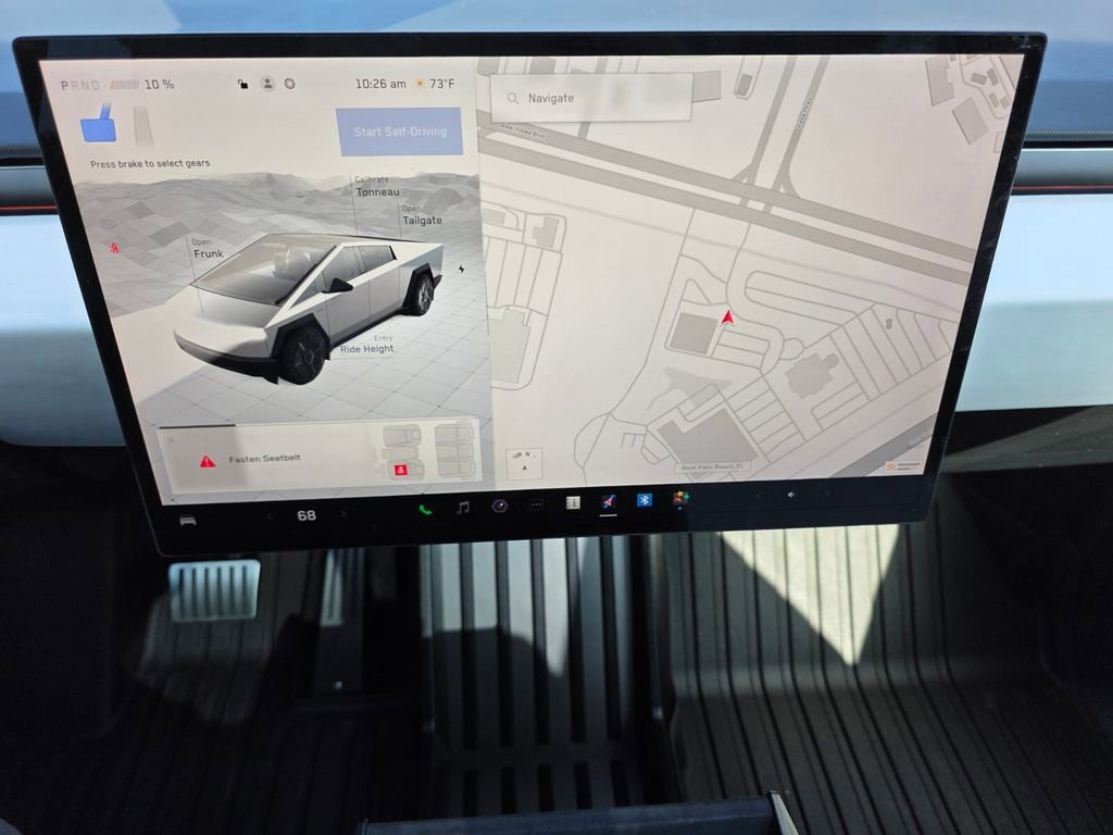 Used 2024 Tesla Cybertruck AWD Crew Cab image 26