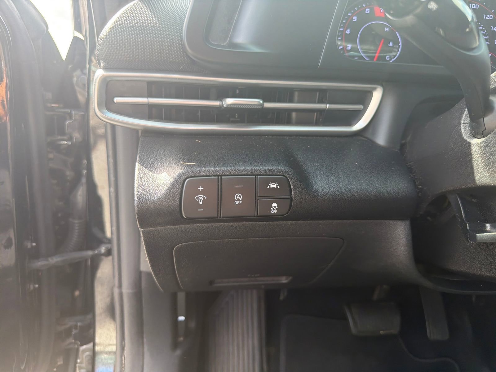 Used 2021 Hyundai Elantra SE w/ Preferred Accessory Package image 29