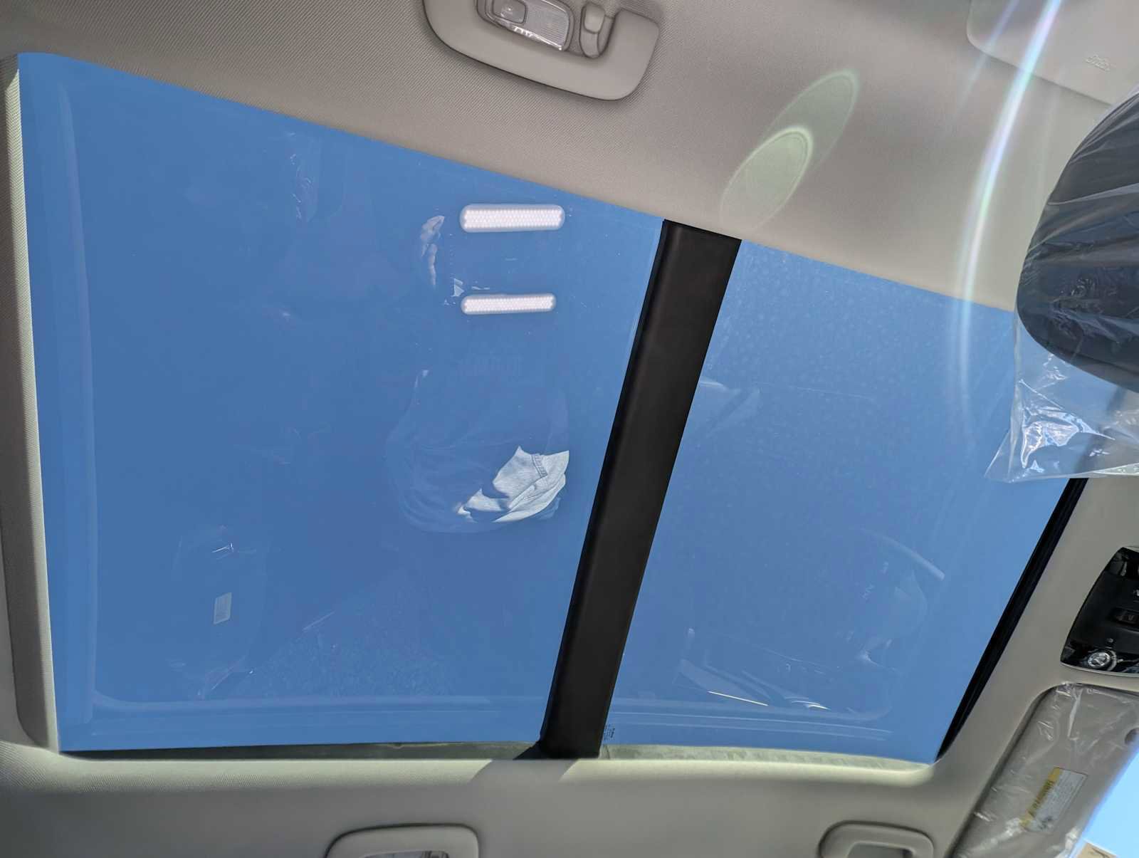 New 2026 Kia Sorento S w/ S Panoramic Sunroof Package AWD/4WD image 15