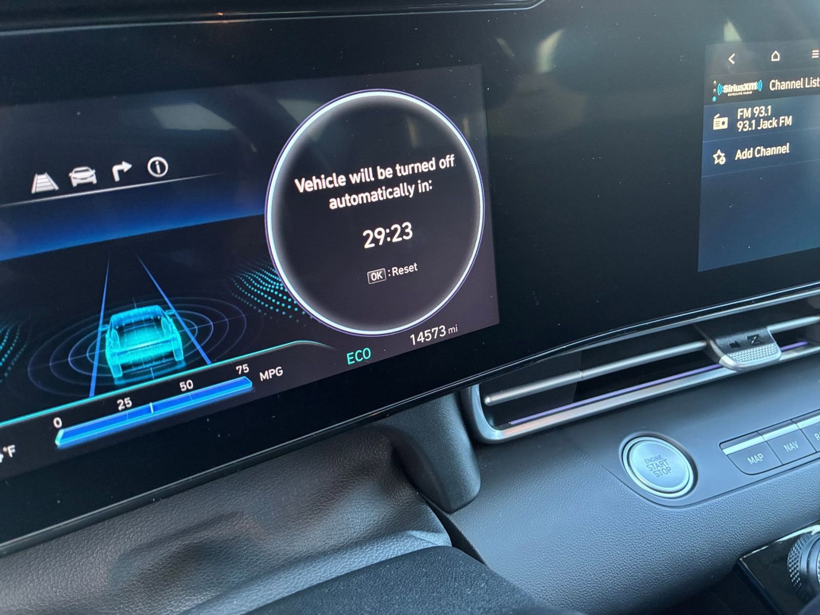 Used 2025 Hyundai Elantra Limited image 42