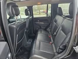 Used 2012 Jeep Liberty Limited w/ Tire & Wheel Group AWD/4WD image 17