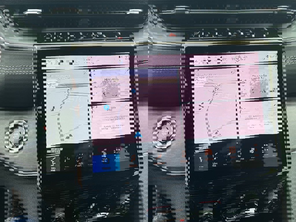 New 2025 Jeep Grand Cherokee Limited image 24