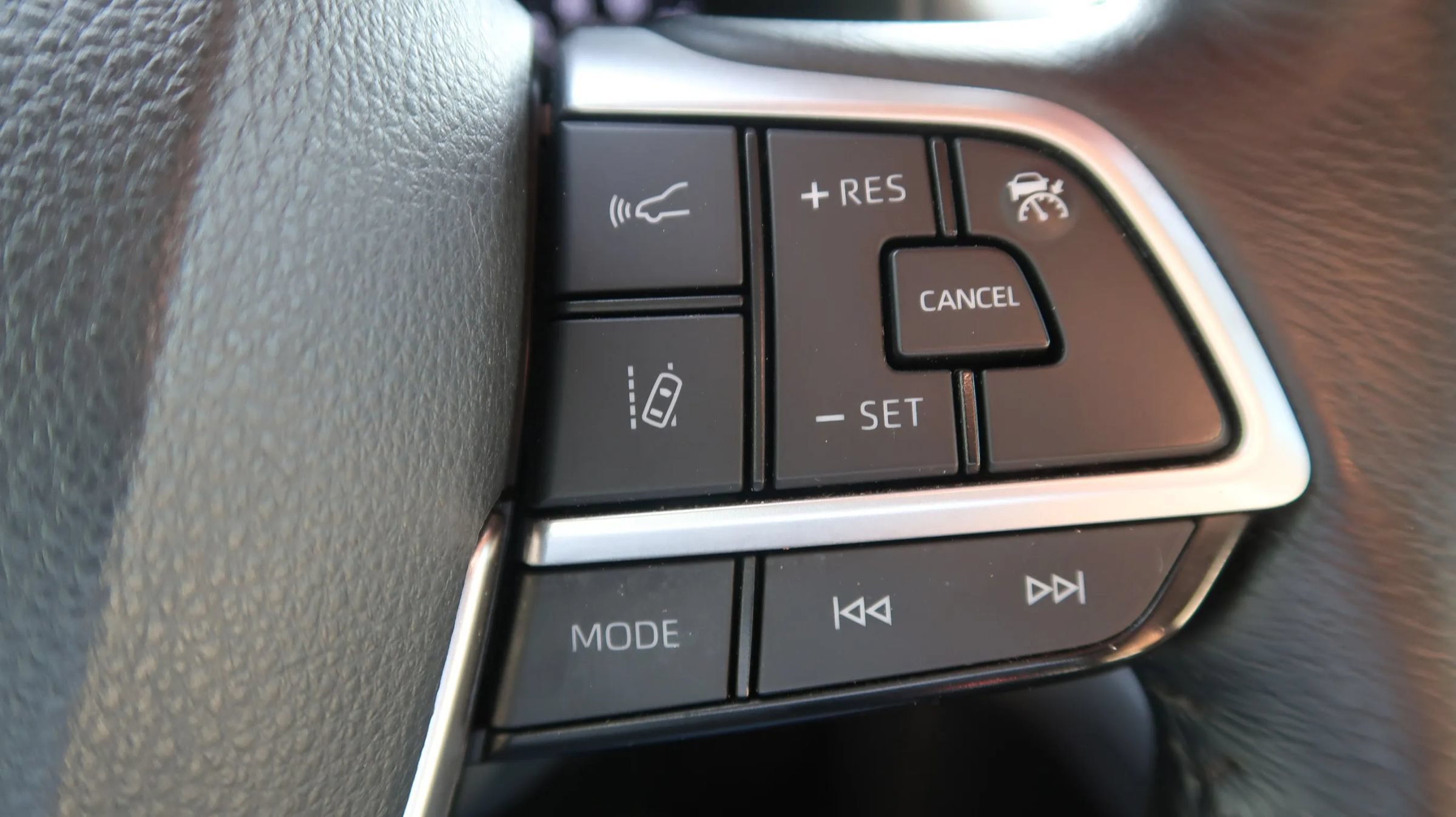 Used 2021 Toyota Sienna XLE FWD image 41