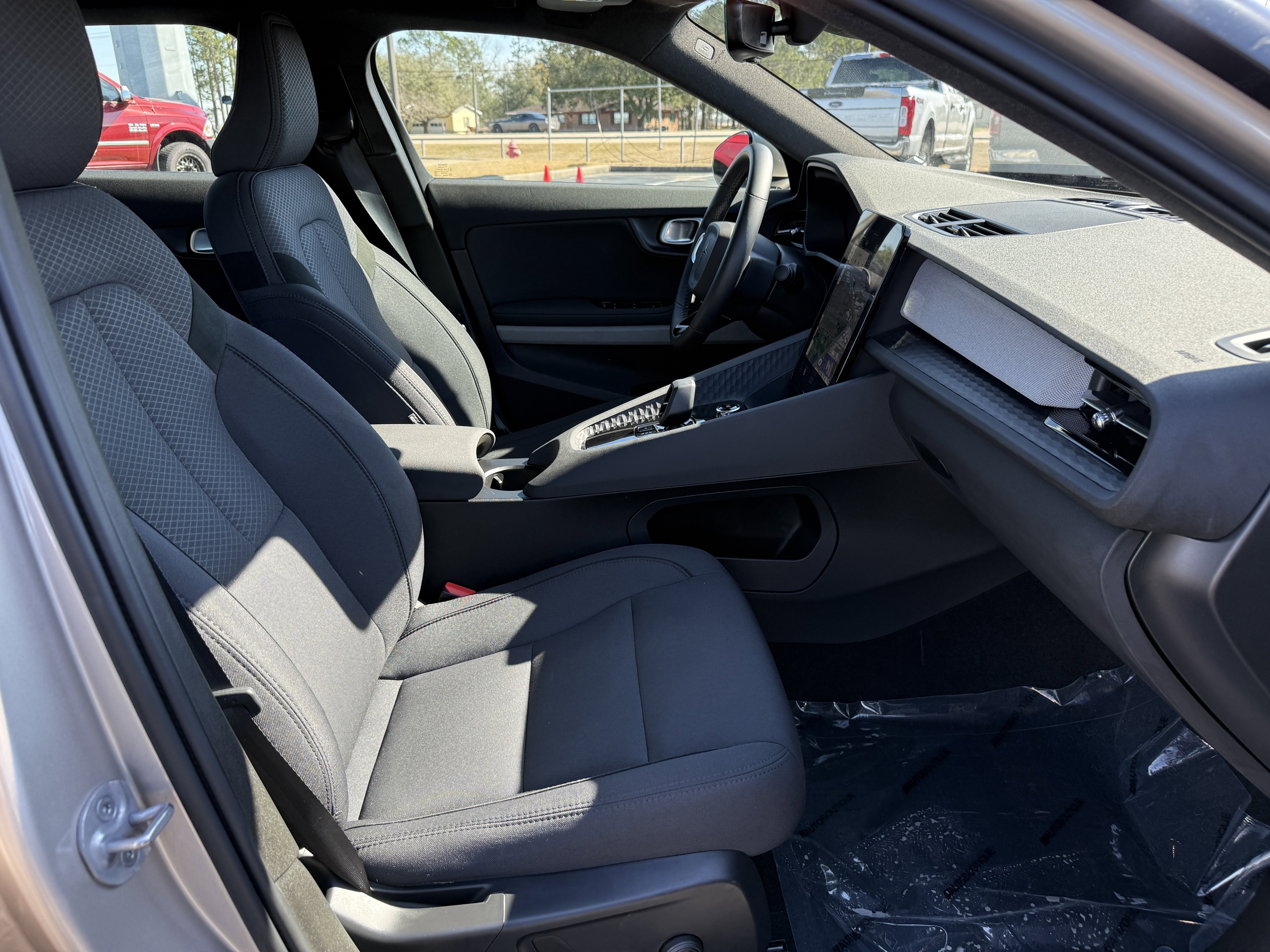 Used 2024 Polestar Polestar 2 image 30