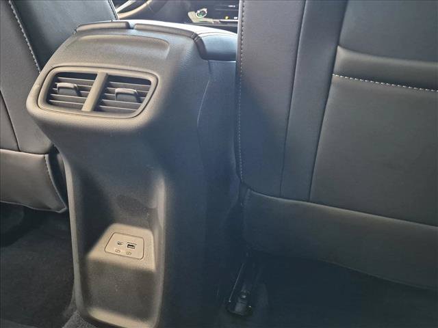 Used 2024 Buick Envision Preferred AWD/4WD image 24