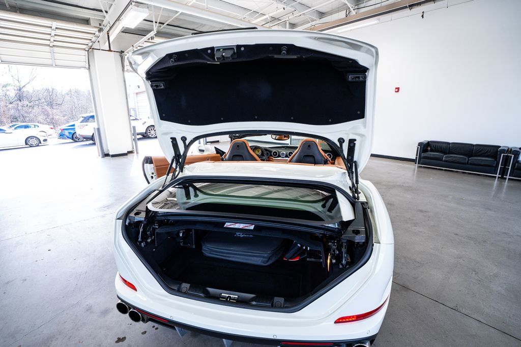 Used 2016 Ferrari California T image 60