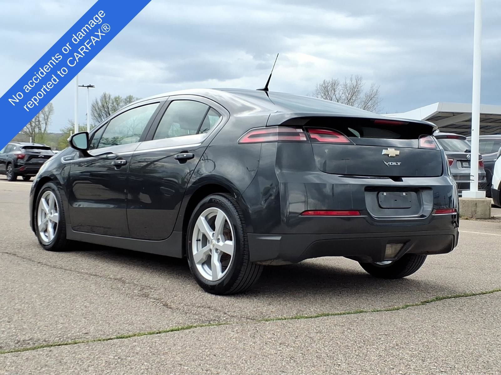 Used 2014 Chevrolet Volt FWD image 8