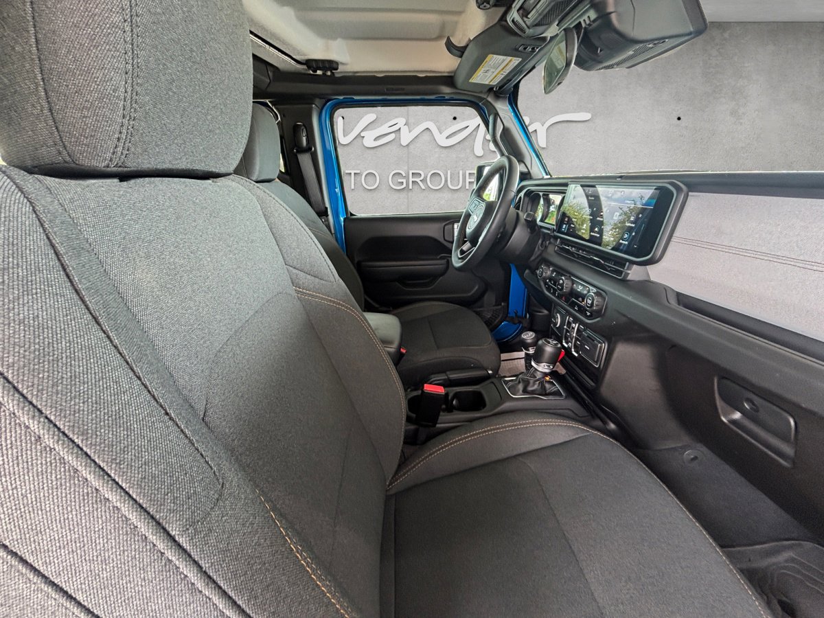 Used 2024 Jeep Wrangler Sport S image 29