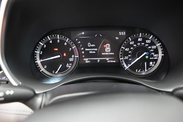 Used 2021 Toyota Highlander XLE AWD/4WD image 34