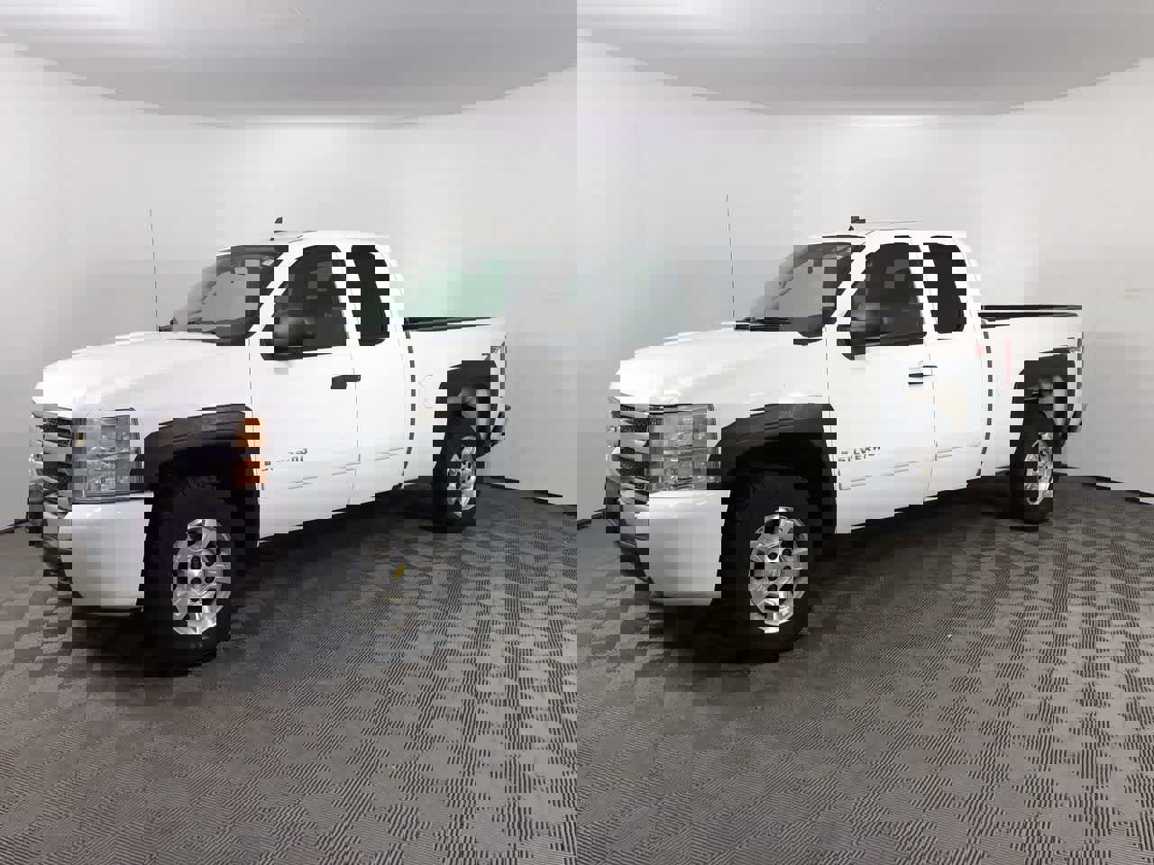 Used 2008 Chevrolet Silverado 1500 LT w/ Power Pack Plus image 5