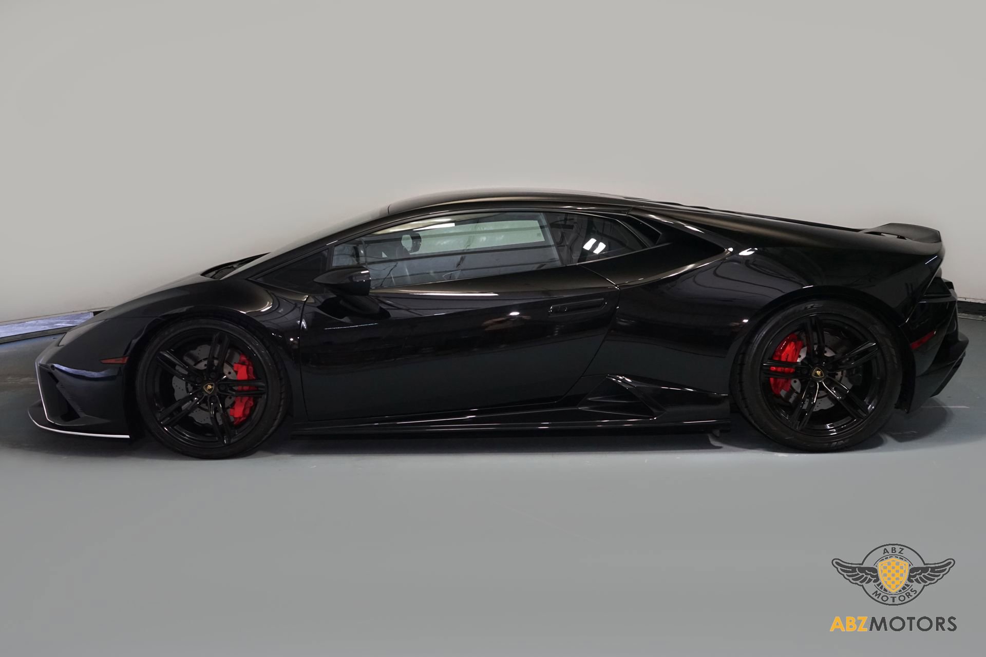 Used 2021 Lamborghini Huracan EVO image 5