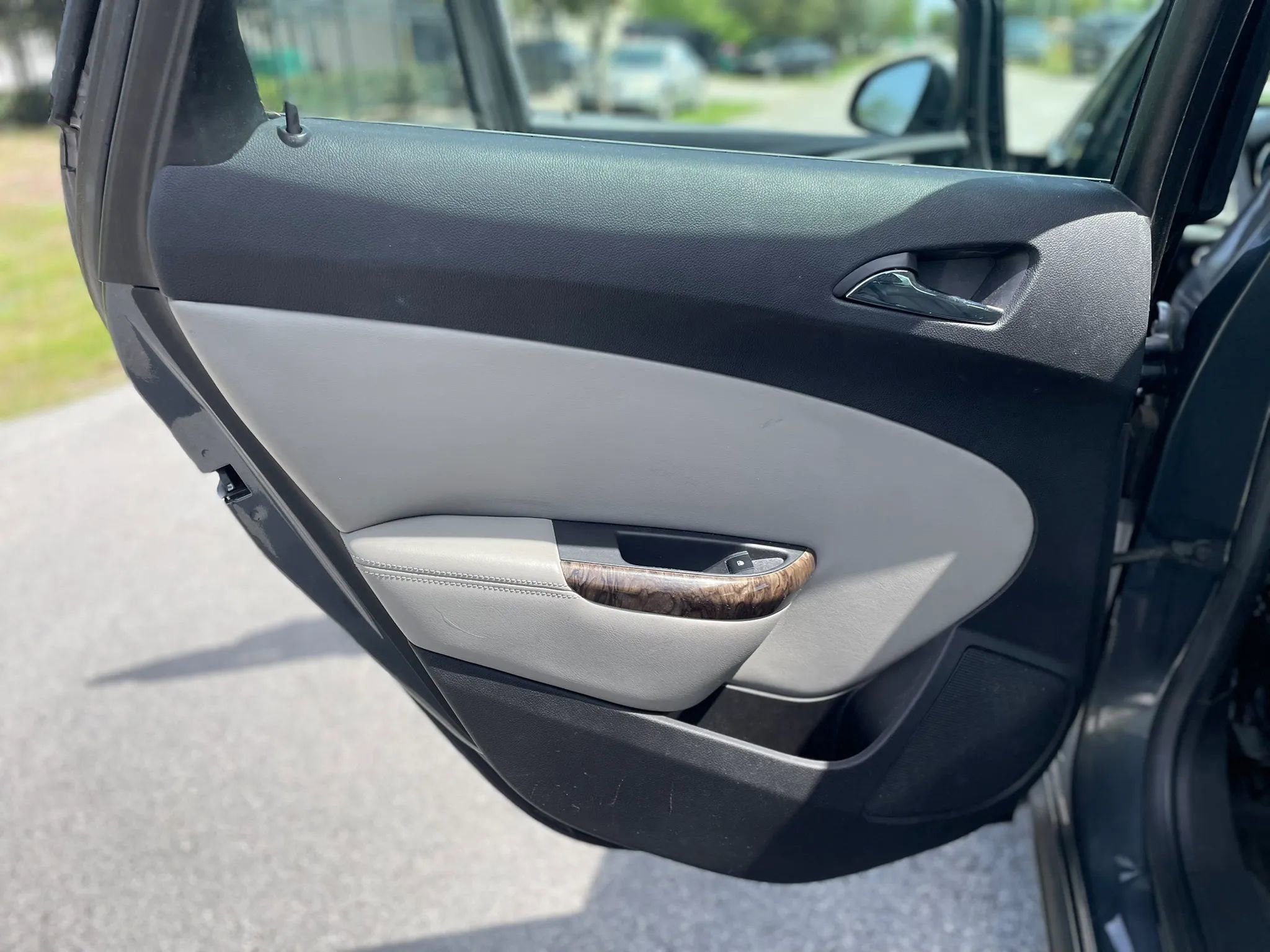 Used 2012 Buick Verano Convenience FWD image 29