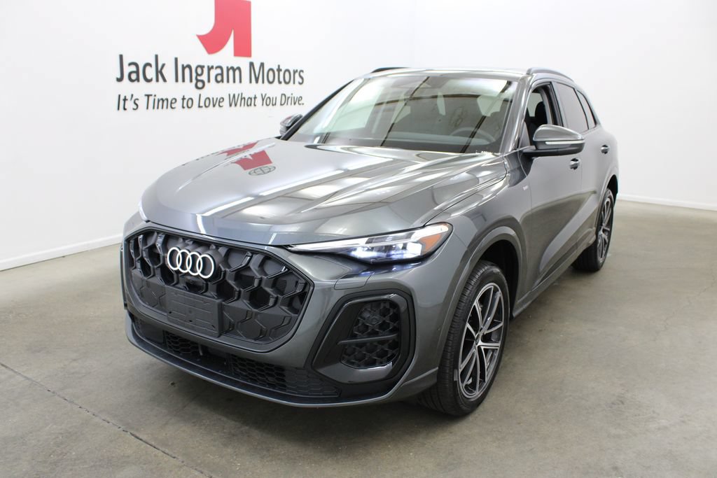 New 2026 Audi Q5 Premium Plus AWD/4WD image 2