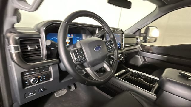 Used 2024 Ford F250 Lariat w/ Sport Appearance Package AWD/4WD image 14