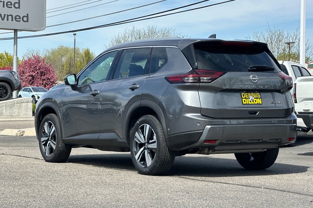 Used 2026 Nissan Rogue SL AWD/4WD image 6