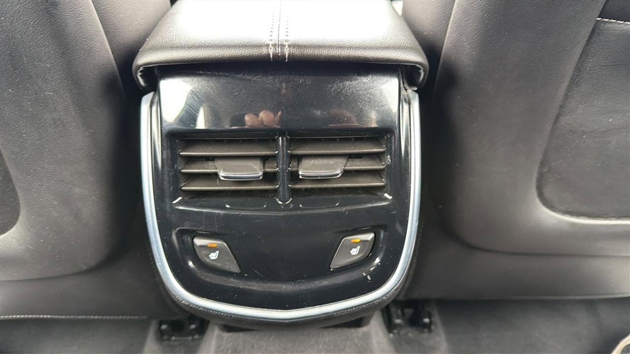 Used 2015 Cadillac XTS Luxury image 18