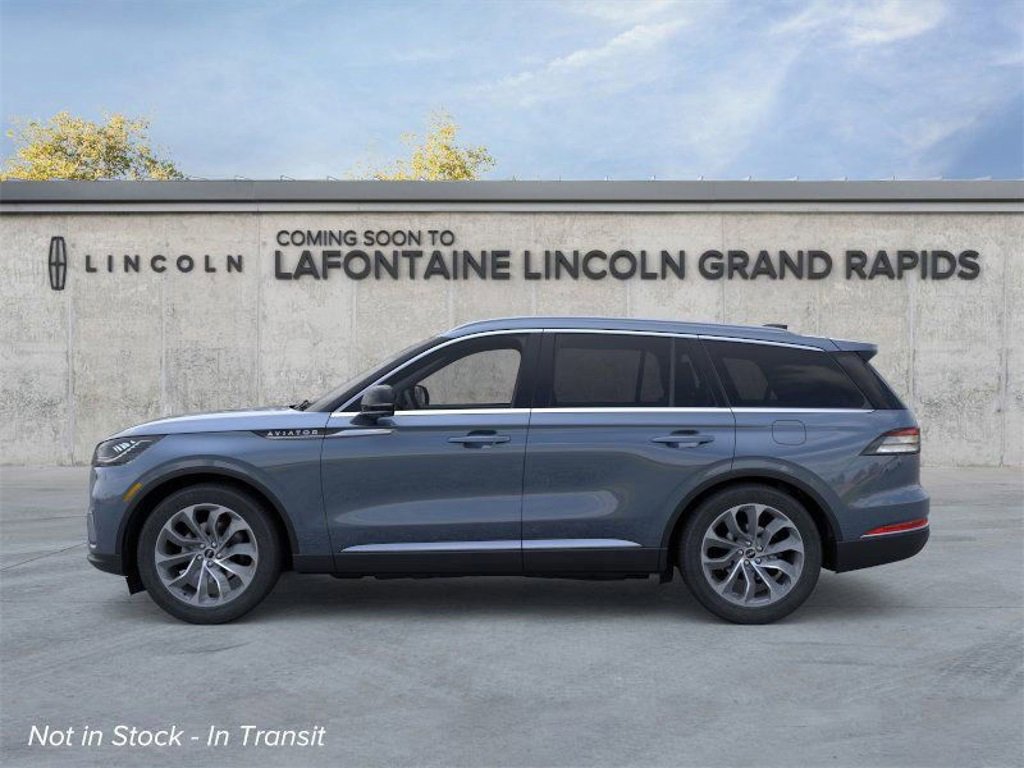 New 2026 Lincoln Aviator Reserve image 3