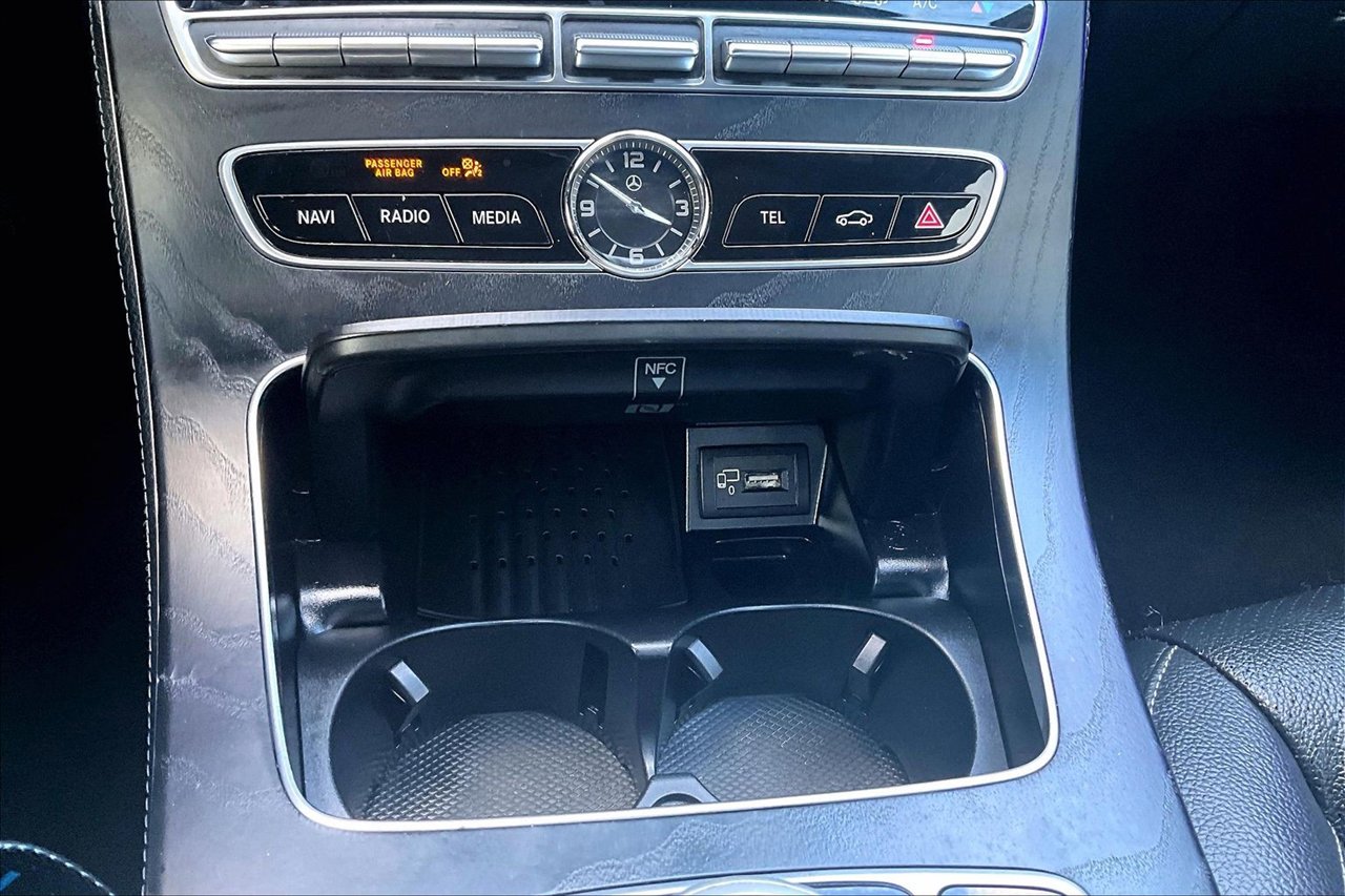 Used 2018 Mercedes-Benz E 300 4MATIC w/ Premium 1 Package image 15