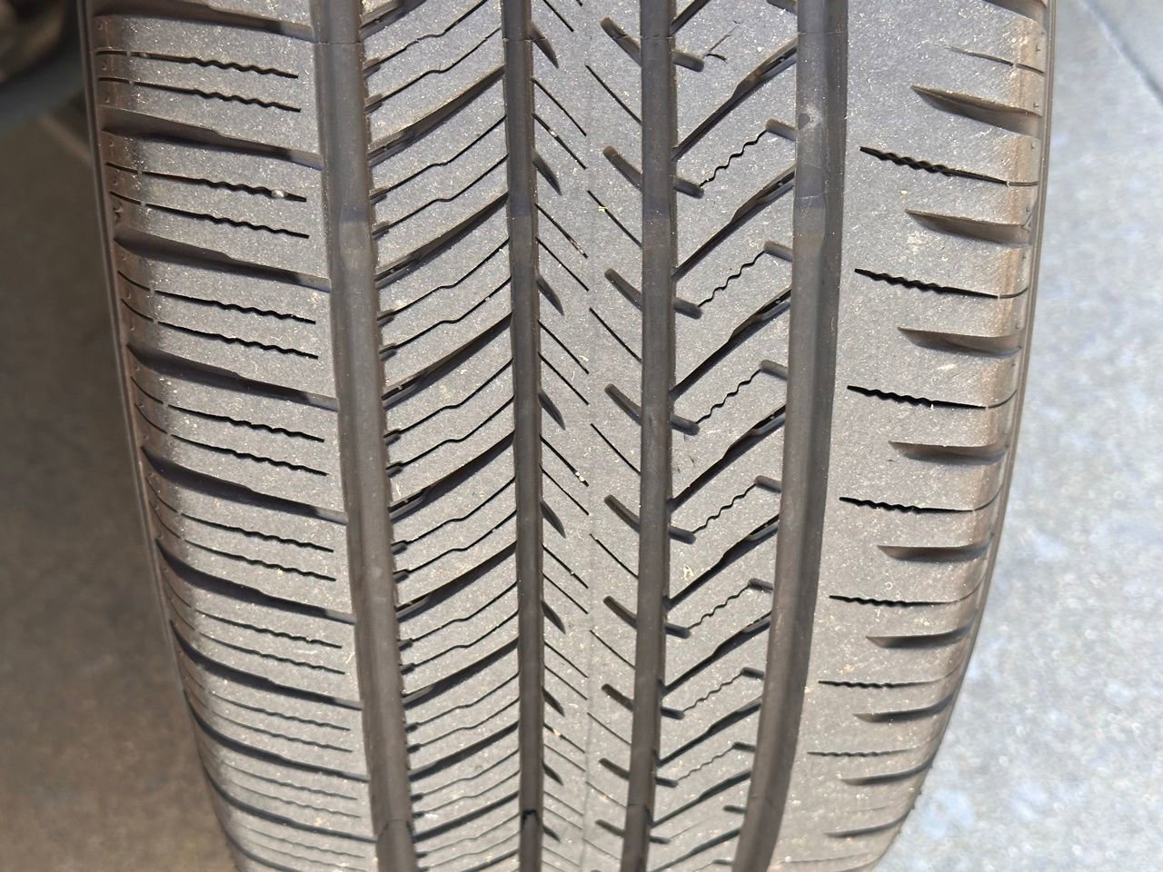 Used 2023 Kia K5 GT-Line w/ GT-Line Premium Package image 3