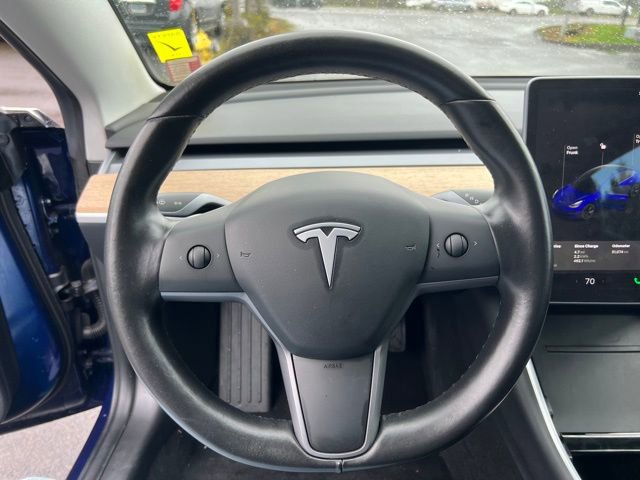 Used 2018 Tesla Model 3 Long Range image 19