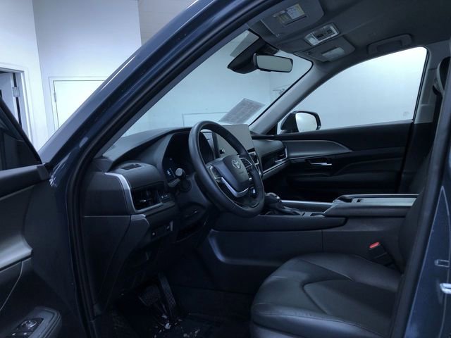Used 2025 Toyota Grand Highlander XLE image 12