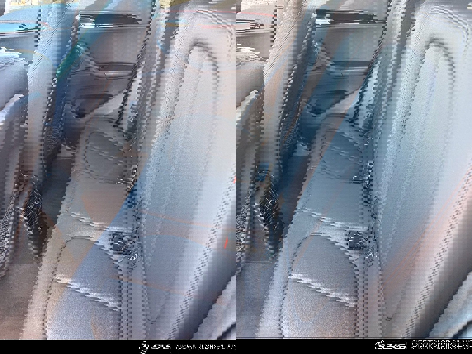 Used 2020 BMW X1 xDrive28i image 14