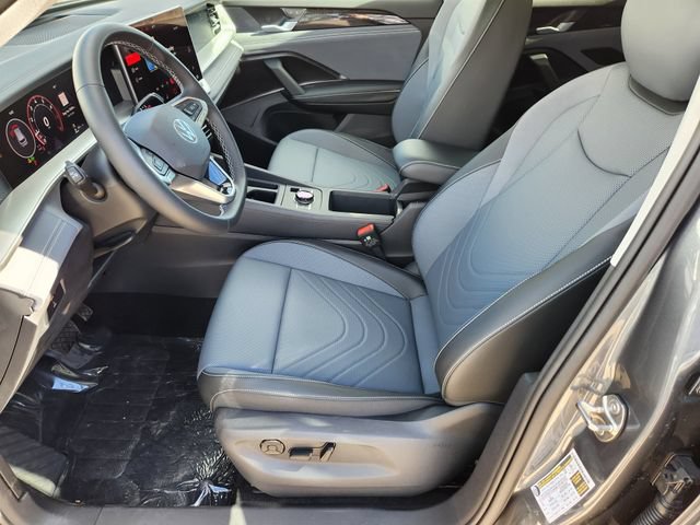 New 2026 Volkswagen Tiguan SE AWD/4WD image 11