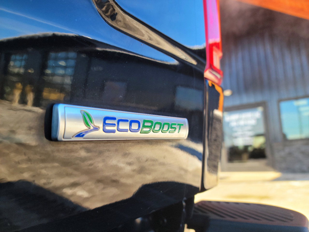 Used 2018 Ford F150 Lariat image 18