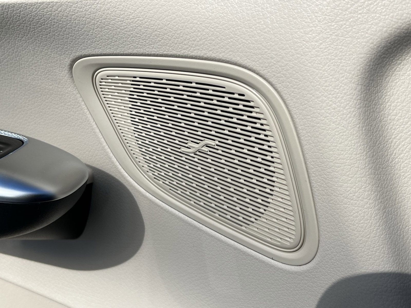 New 2026 Mercedes-Benz GLC 300 4MATIC image 34