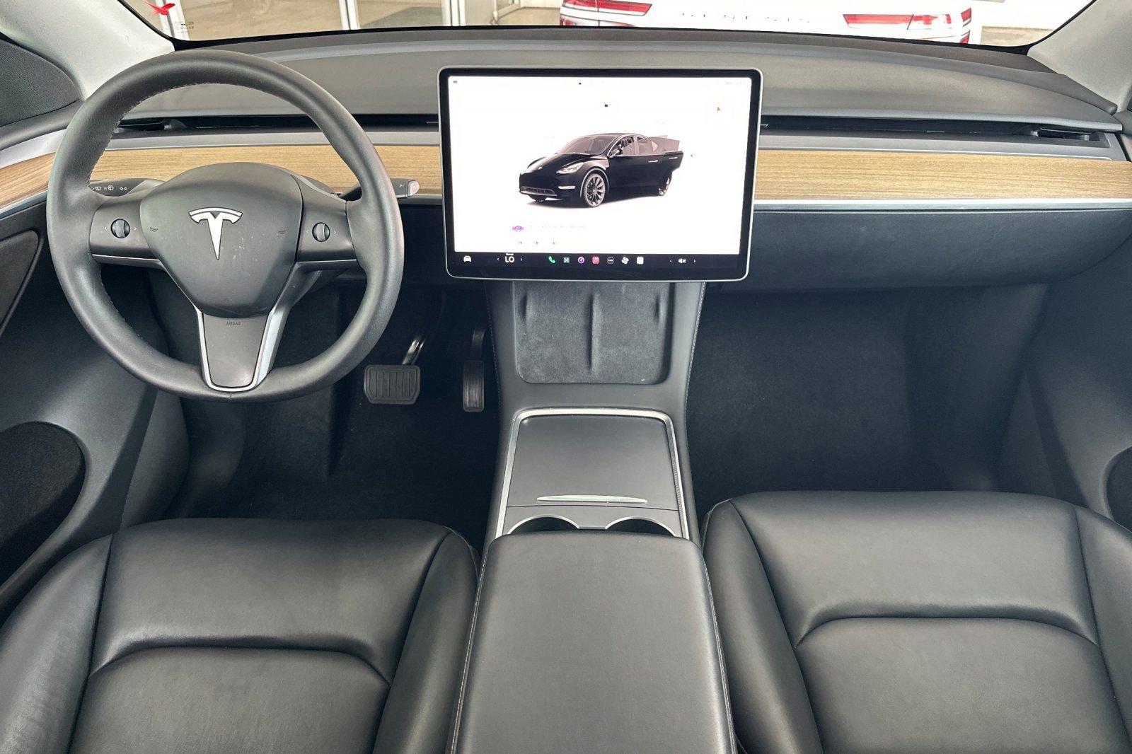 Used 2024 Tesla Model Y Long Range image 13