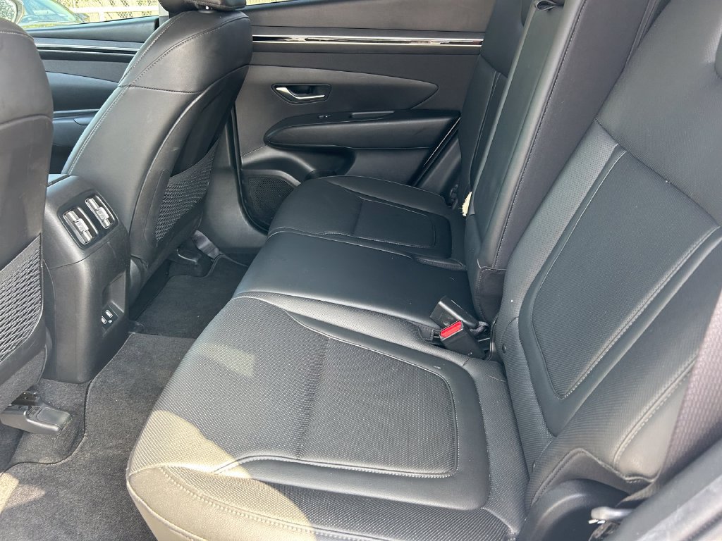 Used 2023 Hyundai Tucson SEL w/ Convenience Package AWD/4WD image 16