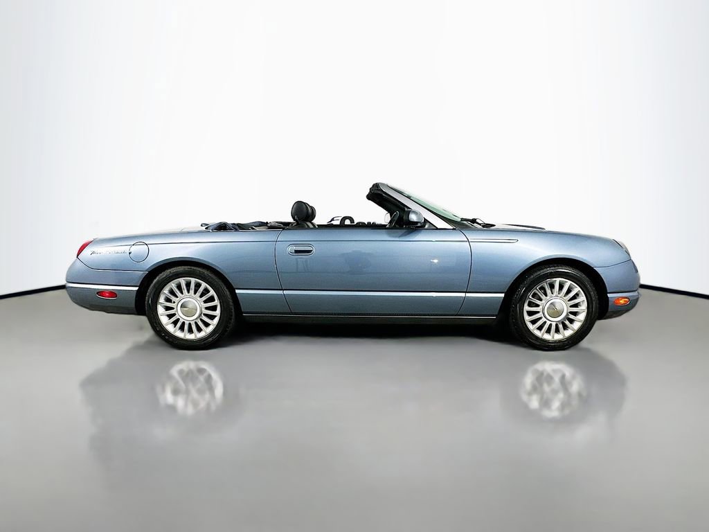 Used 2005 Ford Thunderbird RWD image 9