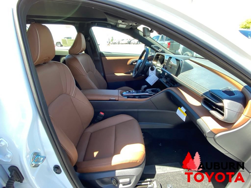 New 2026 Toyota Crown Signia AWD/4WD image 10