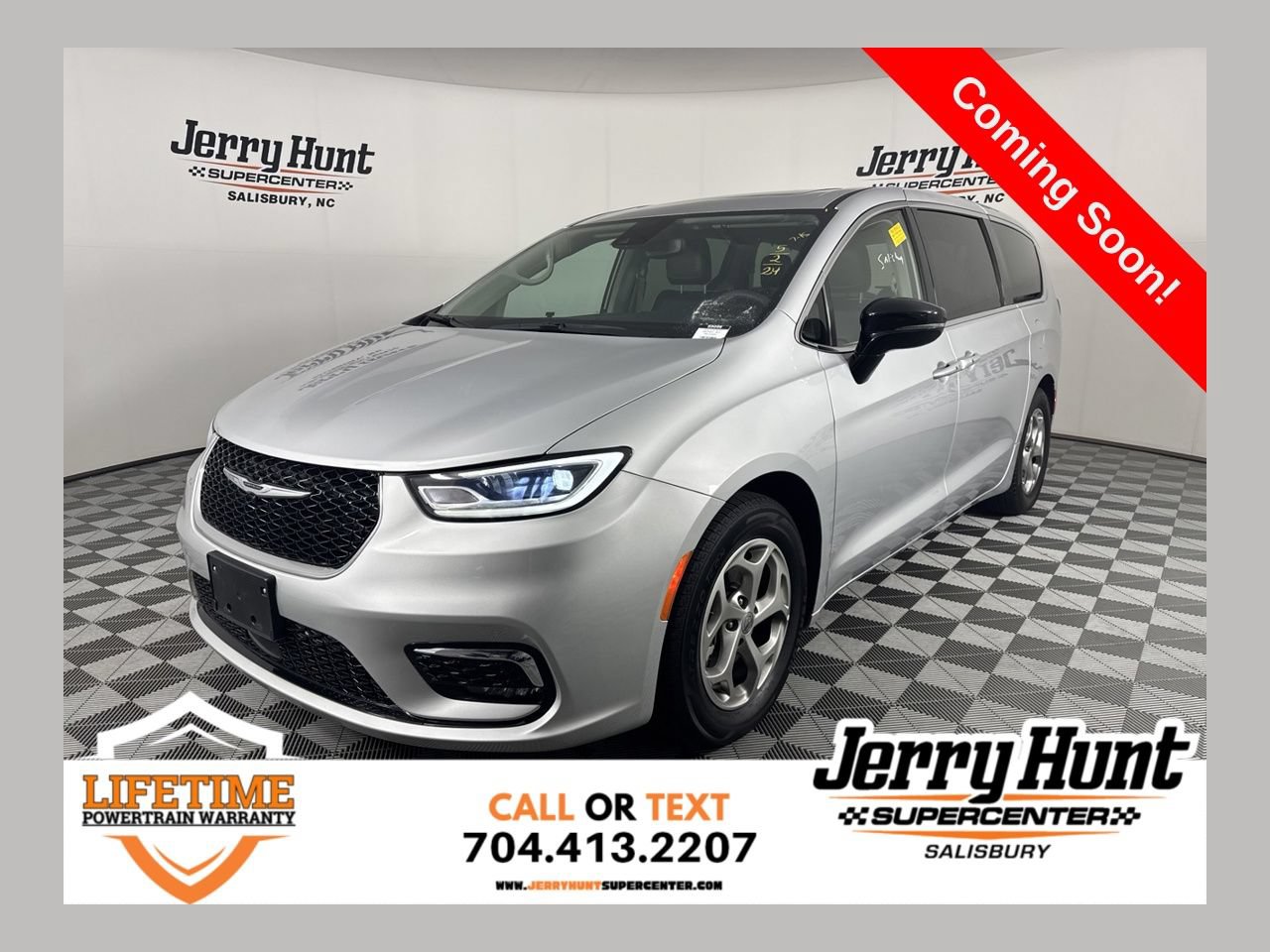 Used 2024 Chrysler Pacifica Limited