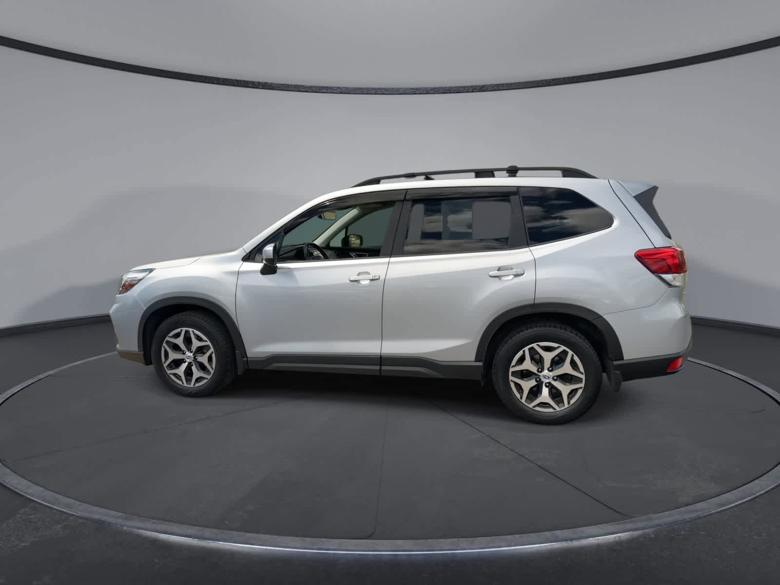 Used 2020 Subaru Forester Premium AWD/4WD image 5