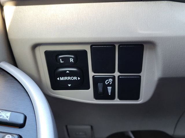 Used 2011 Toyota Prius One image 25