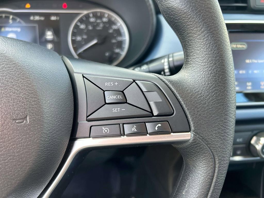 New 2025 Nissan Versa SV image 8