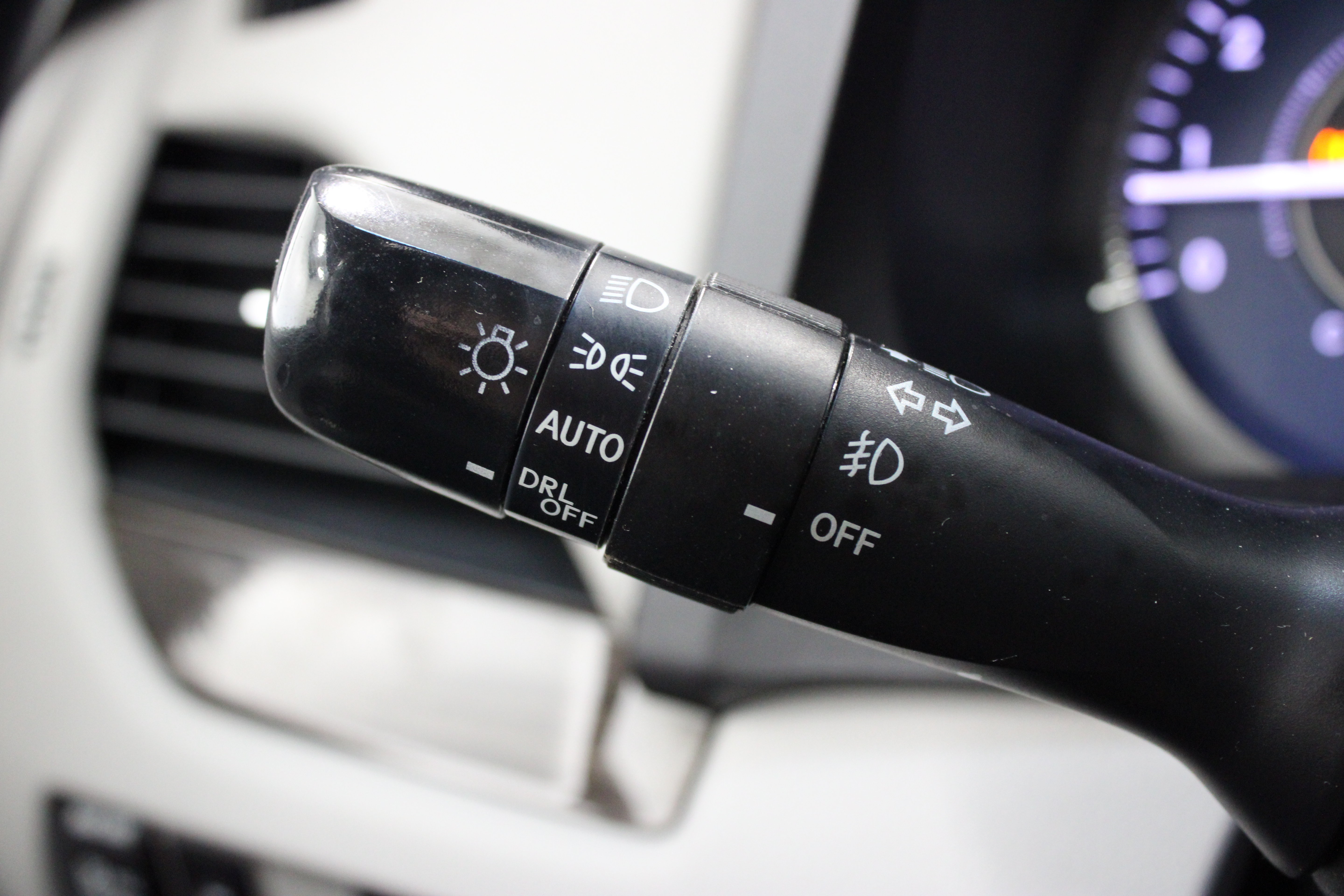 Used 2015 Toyota Sienna XLE AWD/4WD image 26
