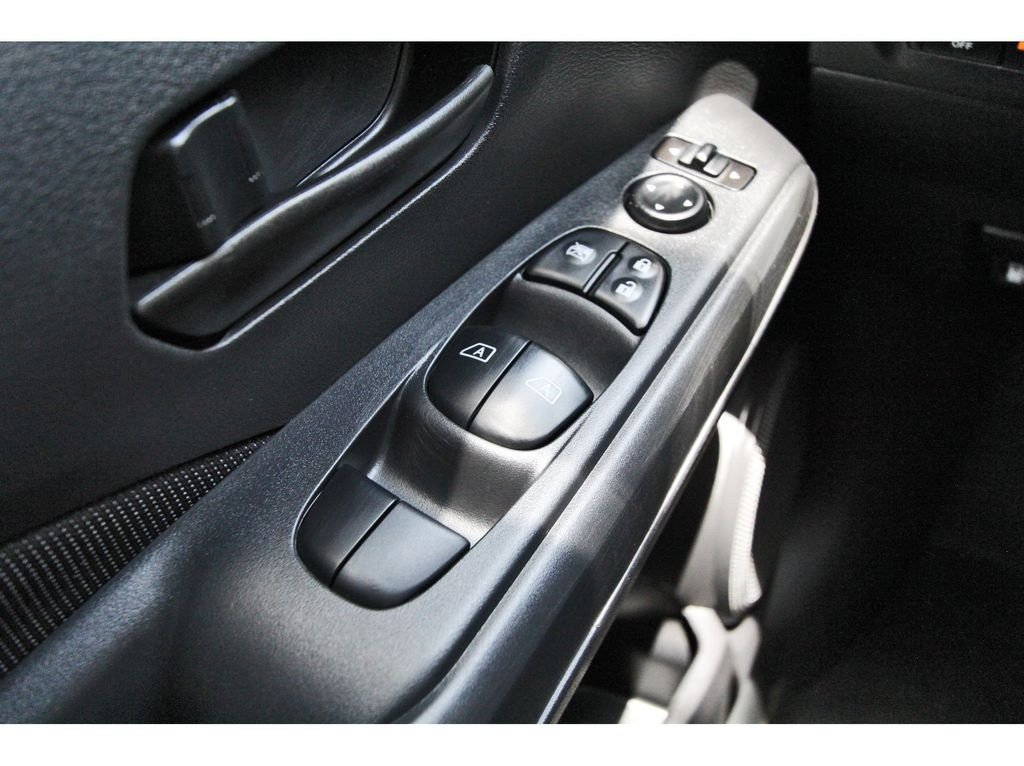 Certified 2025 Nissan Kicks Play S FWD image 20
