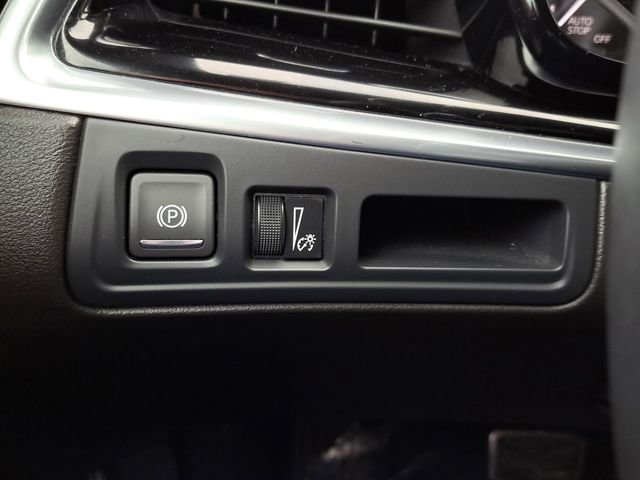 Used 2024 Cadillac XT6 Sport image 29