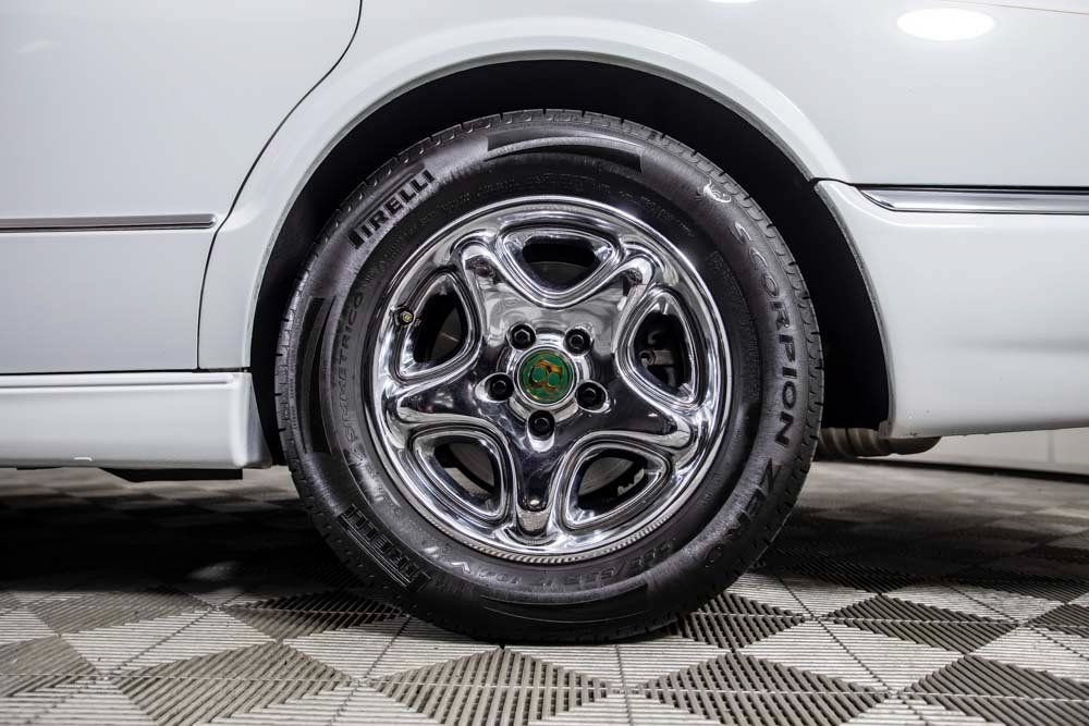 Used 1999 Bentley Arnage Green Label RWD image 40