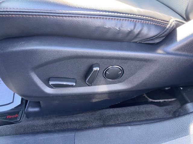 Used 2017 Ford Explorer XLT w/ Equipment Group 202A image 13