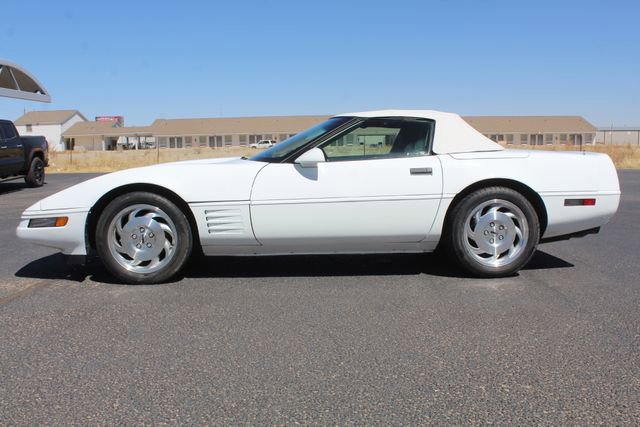 Used 1993 Chevrolet Corvette Convertible image 6
