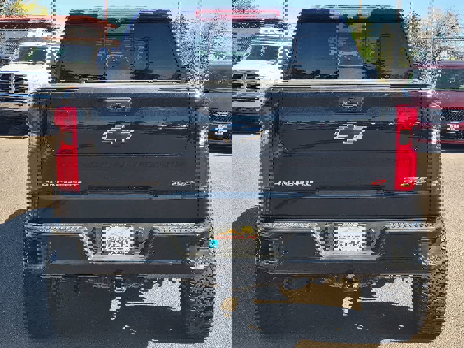 Used 2023 Chevrolet Silverado 1500 ZR2 w/ Technology Package image 6