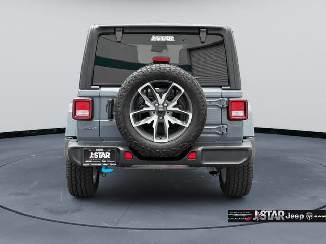 Used 2024 Jeep Wrangler Unlimited w/ LED Headlamp & Fog Lamp Group AWD/4WD image 5
