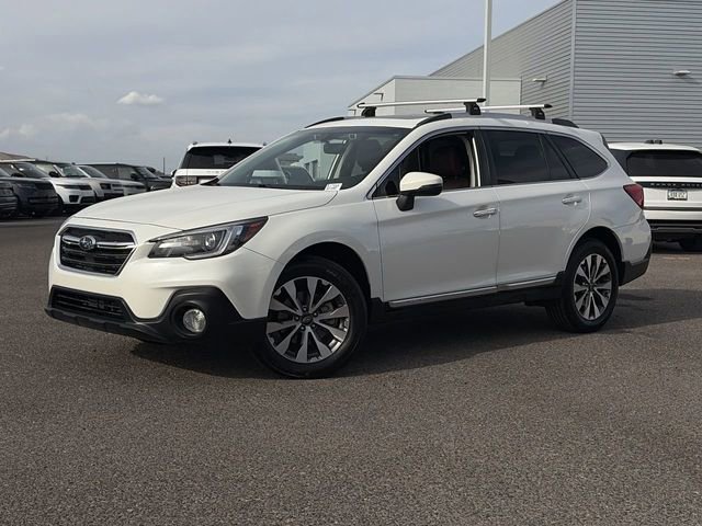 Used 2018 Subaru Outback 3.6R Touring image 2