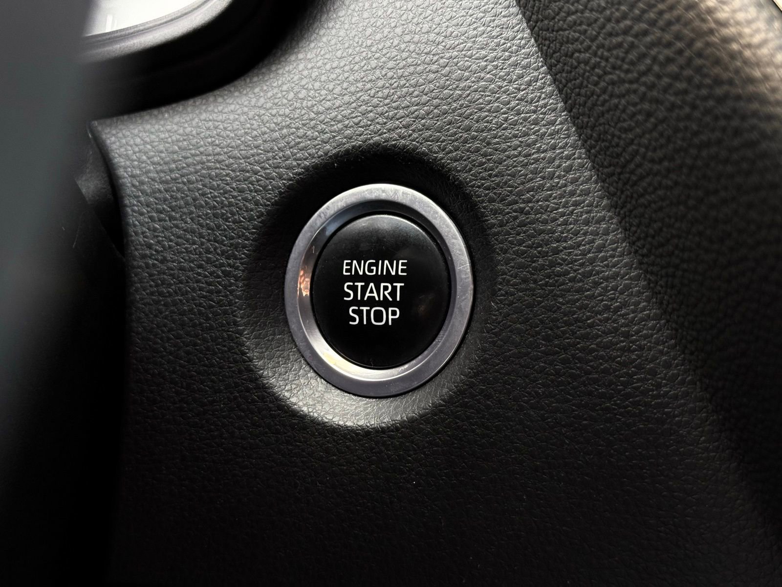 Used 2024 Toyota Corolla SE FWD image 40