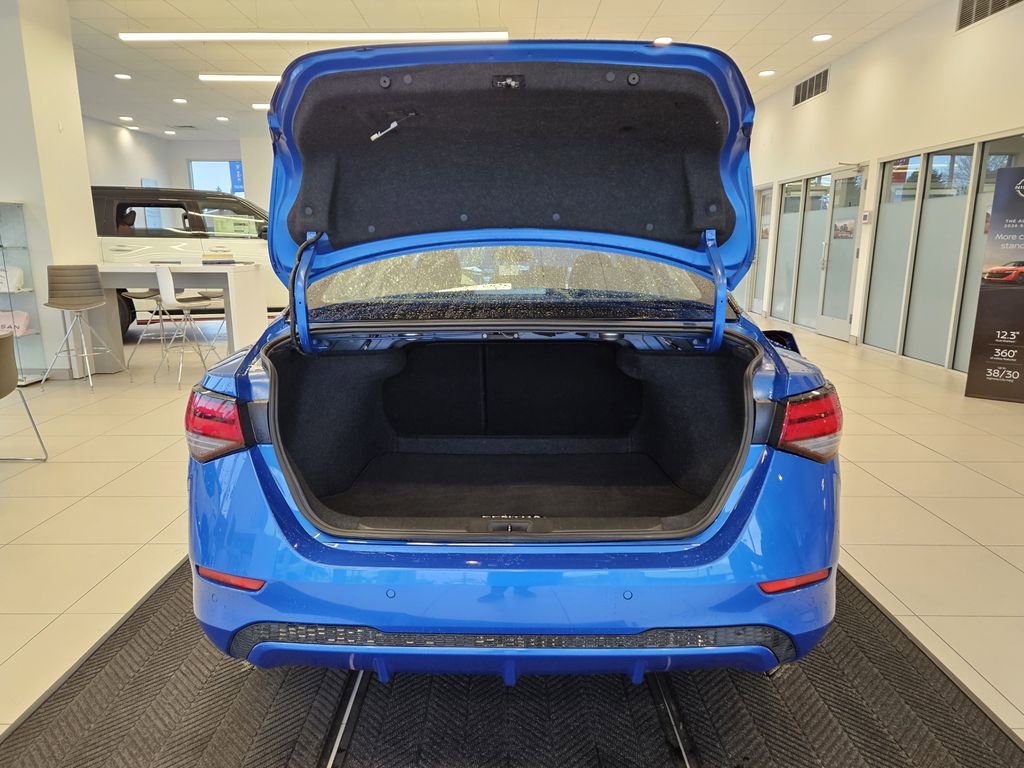 Used 2024 Nissan Sentra SV image 9
